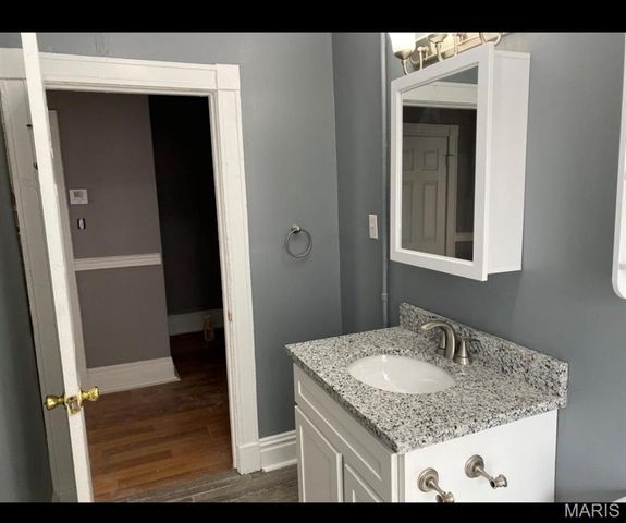 3004-3006 Henrietta Street, St Louis, MO 63104