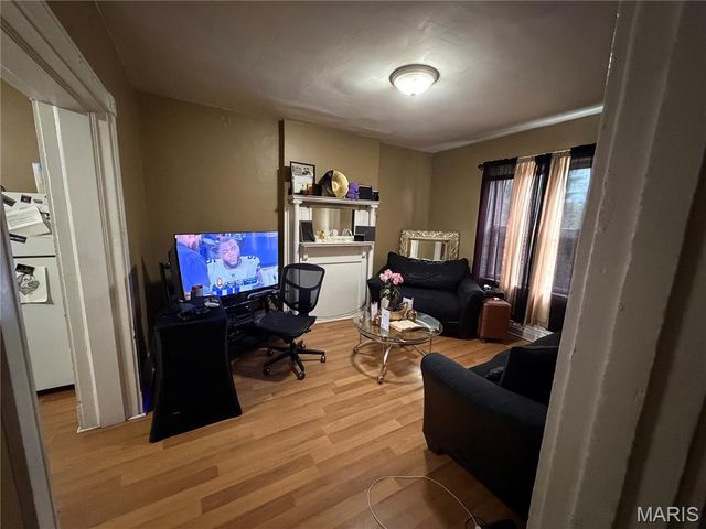3004-3006 Henrietta Street, St Louis, MO 63104