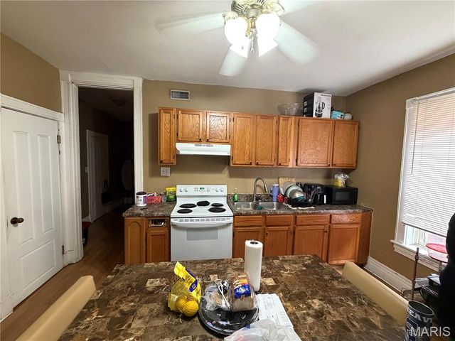 3004-3006 Henrietta Street, St Louis, MO 63104
