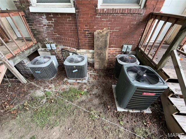 3004-3006 Henrietta Street, St Louis, MO 63104