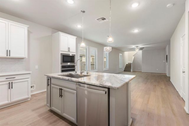 549 Timber Voyage Court, Conroe, TX 77304