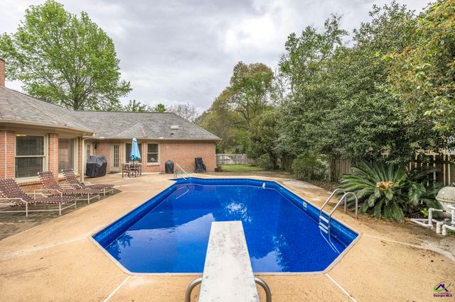 108 Bunkers Trail, Warner Robins, GA 31088