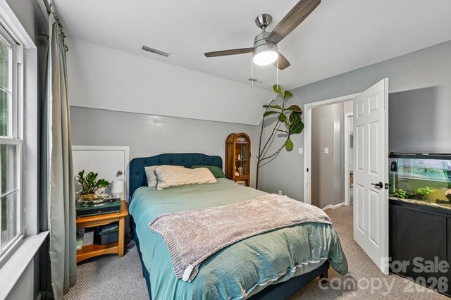 8658 Dog Leg Road, Sherrills Ford, NC 28673