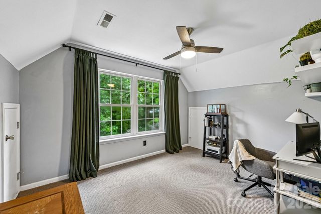 8658 Dog Leg Road, Sherrills Ford, NC 28673