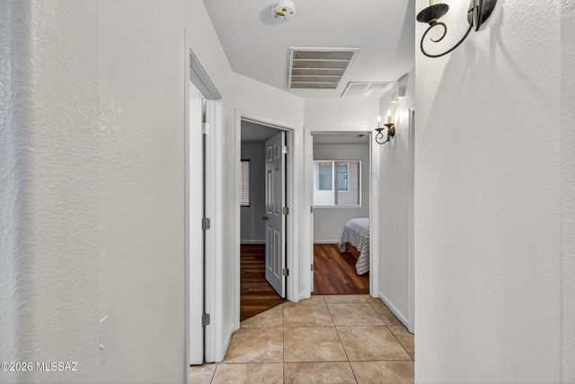 9685 E Belasco Loop, Tucson, AZ 85748