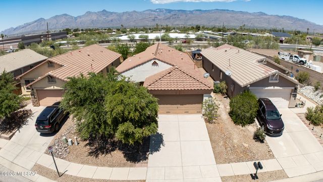 9685 E Belasco Loop, Tucson, AZ 85748