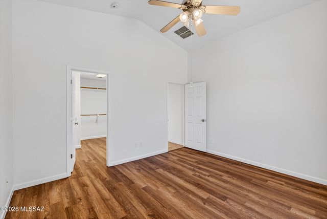 9685 E Belasco Loop, Tucson, AZ 85748