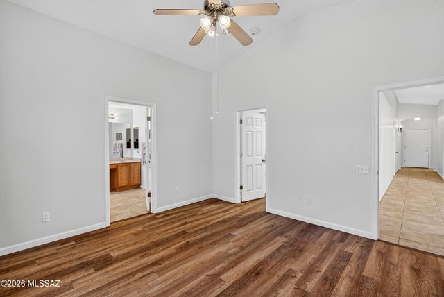 9685 E Belasco Loop, Tucson, AZ 85748