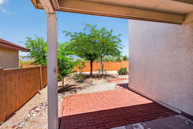9685 E Belasco Loop, Tucson, AZ 85748
