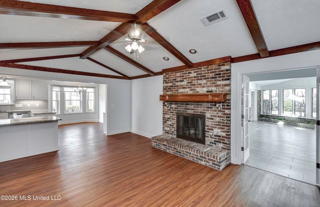 322 Millcreek Drive, Brandon, MS 39047