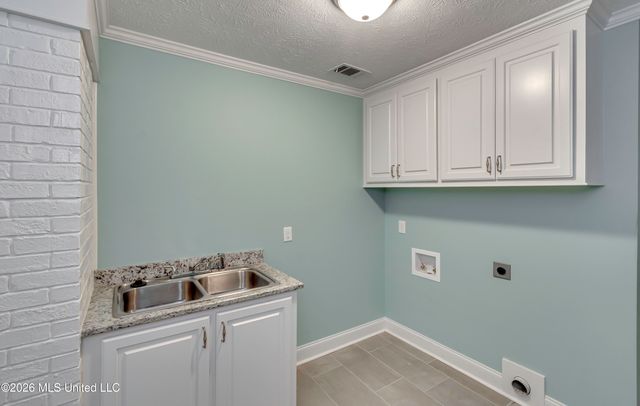 322 Millcreek Drive, Brandon, MS 39047