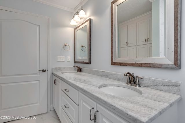 322 Millcreek Drive, Brandon, MS 39047