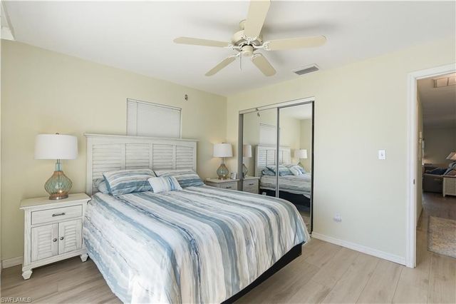 2498 Bayshore DR, Matlacha, FL 33993