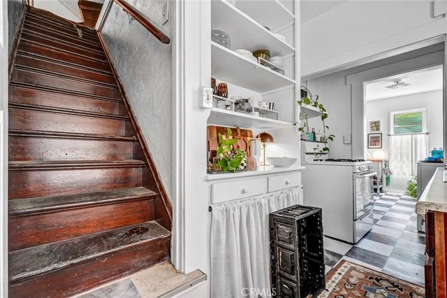 839 French Street, Santa Ana, CA 92701
