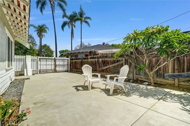 839 French Street, Santa Ana, CA 92701