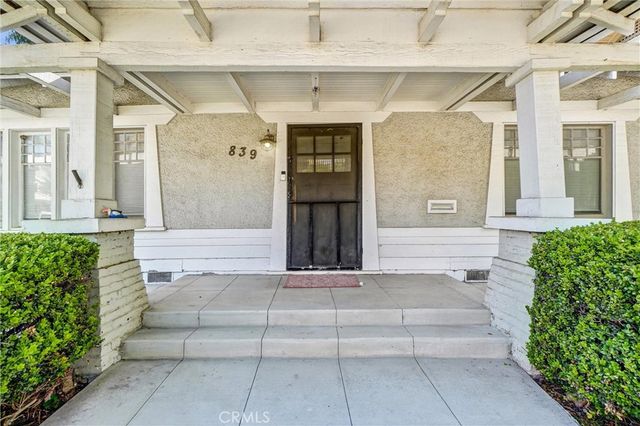 839 French Street, Santa Ana, CA 92701