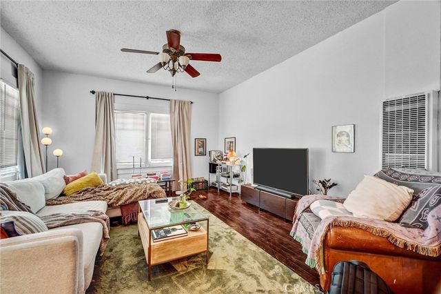 839 French Street, Santa Ana, CA 92701