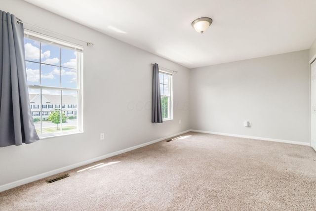 6070 Avatar Drive, 13, New Albany, OH 43054