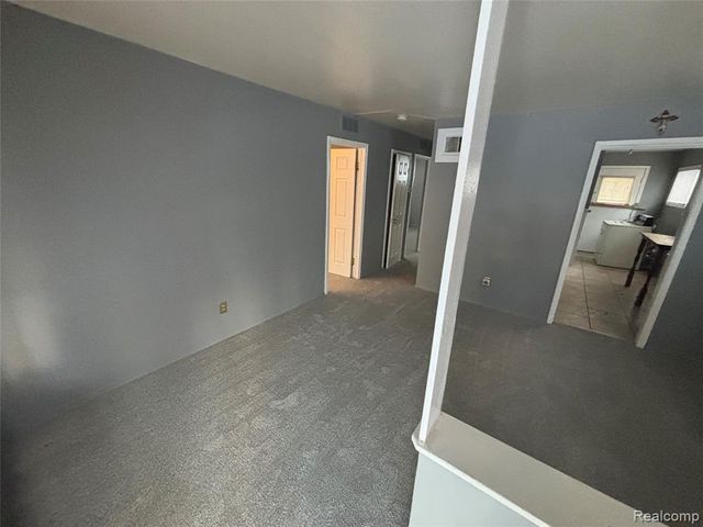 8577 Mark Twain Street, Detroit, MI 48228