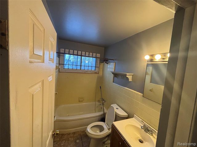 8577 Mark Twain Street, Detroit, MI 48228
