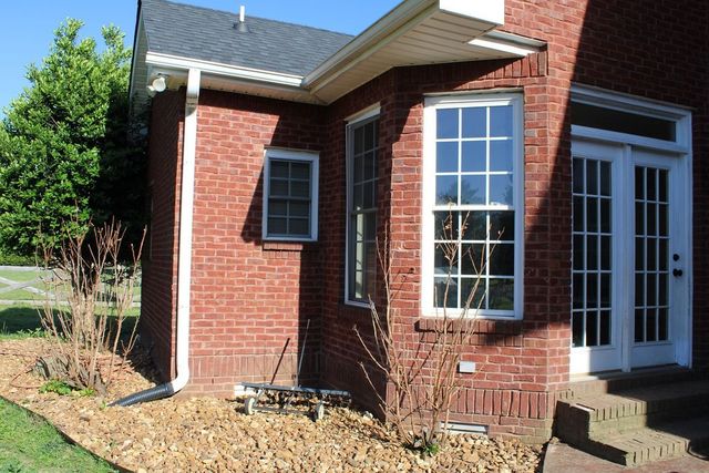 4907 Sango Rd, Clarksville, TN 37043