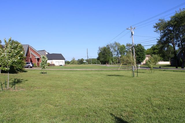 4907 Sango Rd, Clarksville, TN 37043