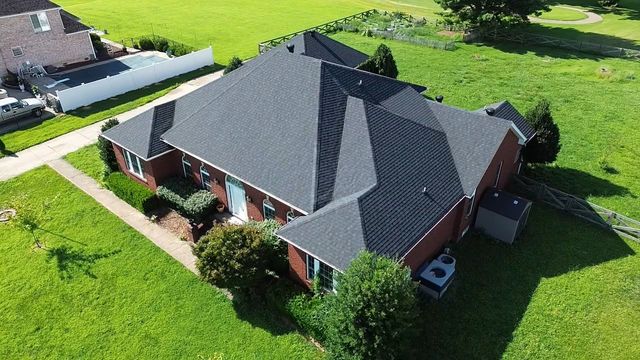4907 Sango Rd, Clarksville, TN 37043