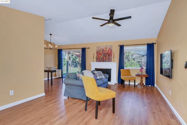 1111 Woodside Dr, Brentwood, CA 94513