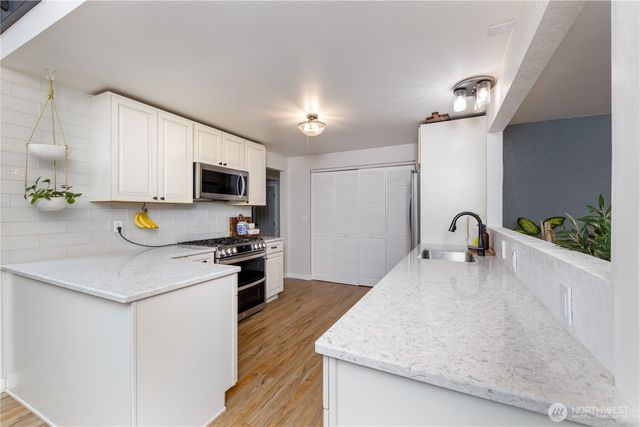 23923 SE 202nd Street, Maple Valley, WA 98038