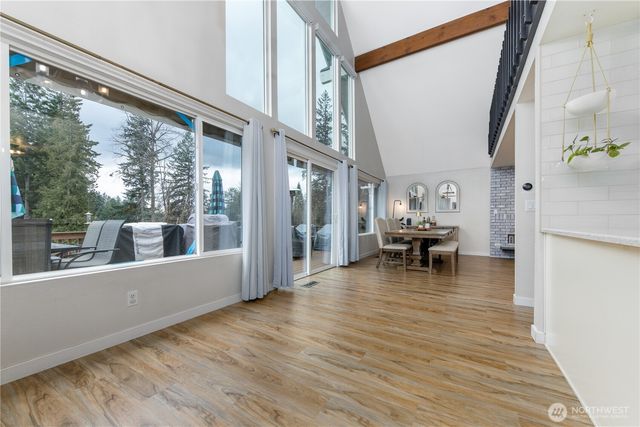 23923 SE 202nd Street, Maple Valley, WA 98038