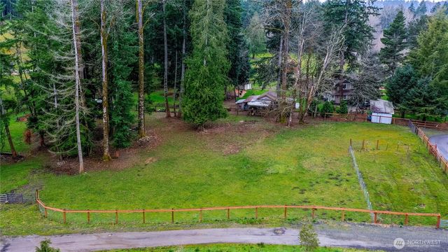 23923 SE 202nd Street, Maple Valley, WA 98038