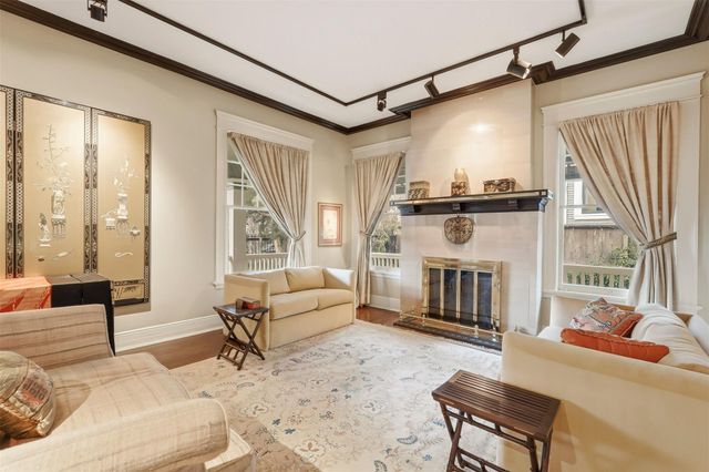 110 Stratford Street, Houston, TX 77006