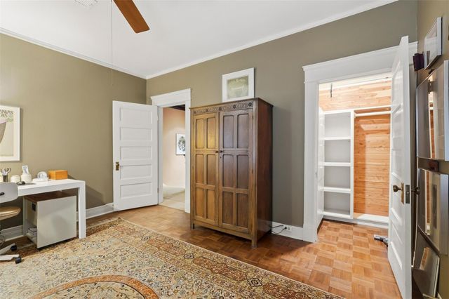 110 Stratford Street, Houston, TX 77006