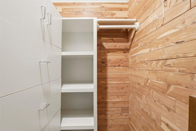 110 Stratford Street, Houston, TX 77006