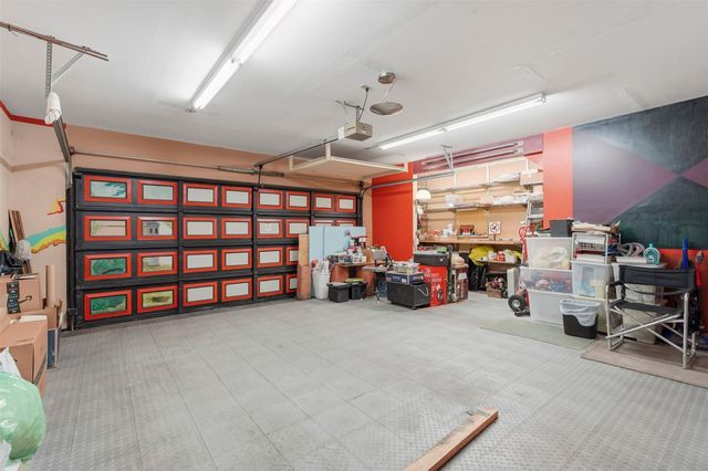 110 Stratford Street, Houston, TX 77006