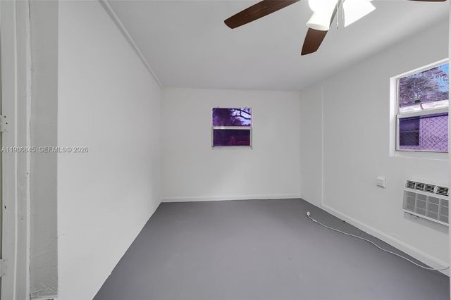 125 NW 121st St, North Miami, FL 33168