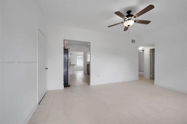 125 NW 121st St, North Miami, FL 33168