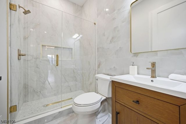 74 Irving Ave, Livingston Twp., NJ 07039