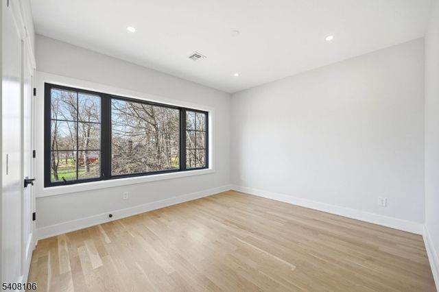 74 Irving Ave, Livingston Twp., NJ 07039