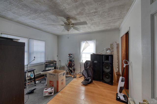 29 Vans Terrace, Lake Katrine, NY 12449