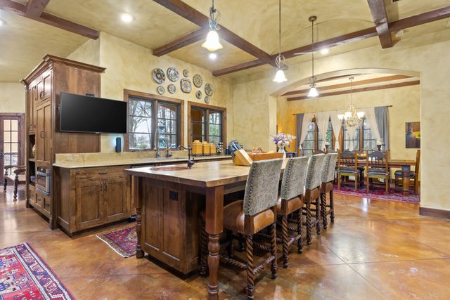 660 County Road 1334, Pittsburg, TX 75686