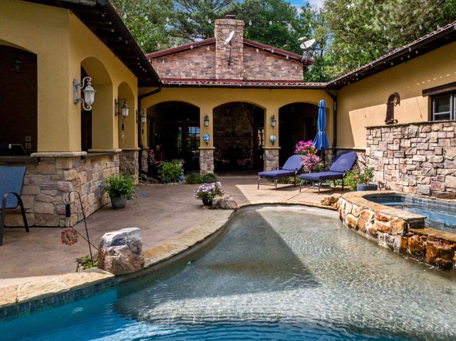 660 County Road 1334, Pittsburg, TX 75686