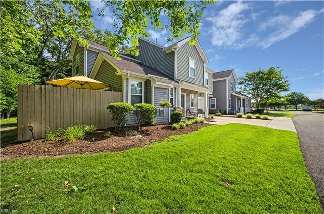 780 Bennetts Meadow Ln Unit B, Suffolk, VA 23435