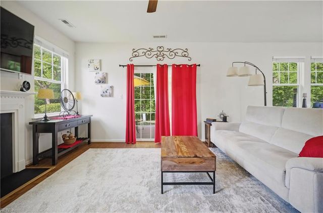 780 Bennetts Meadow Ln Unit B, Suffolk, VA 23435
