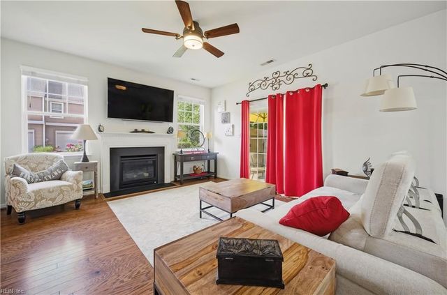 780 Bennetts Meadow Ln Unit B, Suffolk, VA 23435