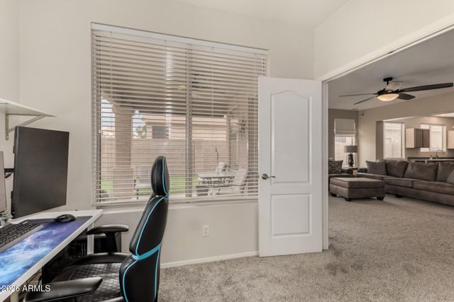 1810 W FRYE Road, Phoenix, AZ 85045