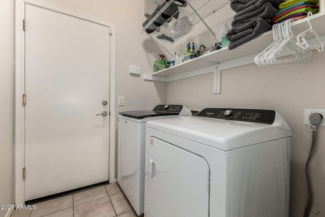 1810 W FRYE Road, Phoenix, AZ 85045