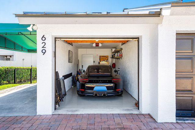 629 NE 19th Avenue, Deerfield Beach, FL 33441