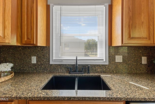 718 S Hughes Street, Apex, NC 27502