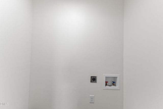 718 S Hughes Street, Apex, NC 27502